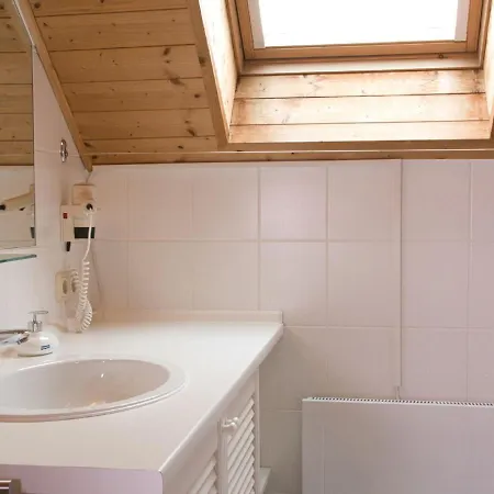 Auerhahn-8 By Interhome Semesterbostad
